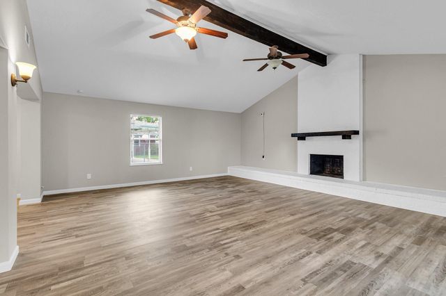 3937 Tumbleweed Lane, Baytown, TX 77521