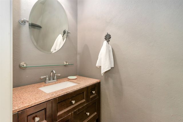 1507 Maybrook Court, Arlington, TX 76014