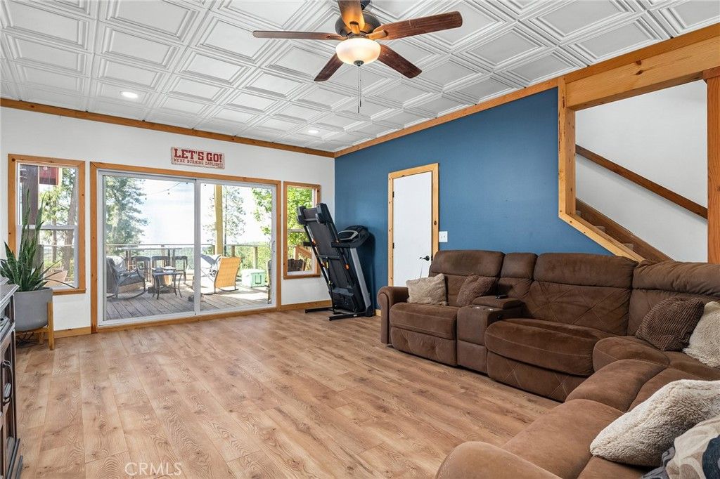 Image 10 of property listing at 15989 Katydid, Magalia, CA 95954