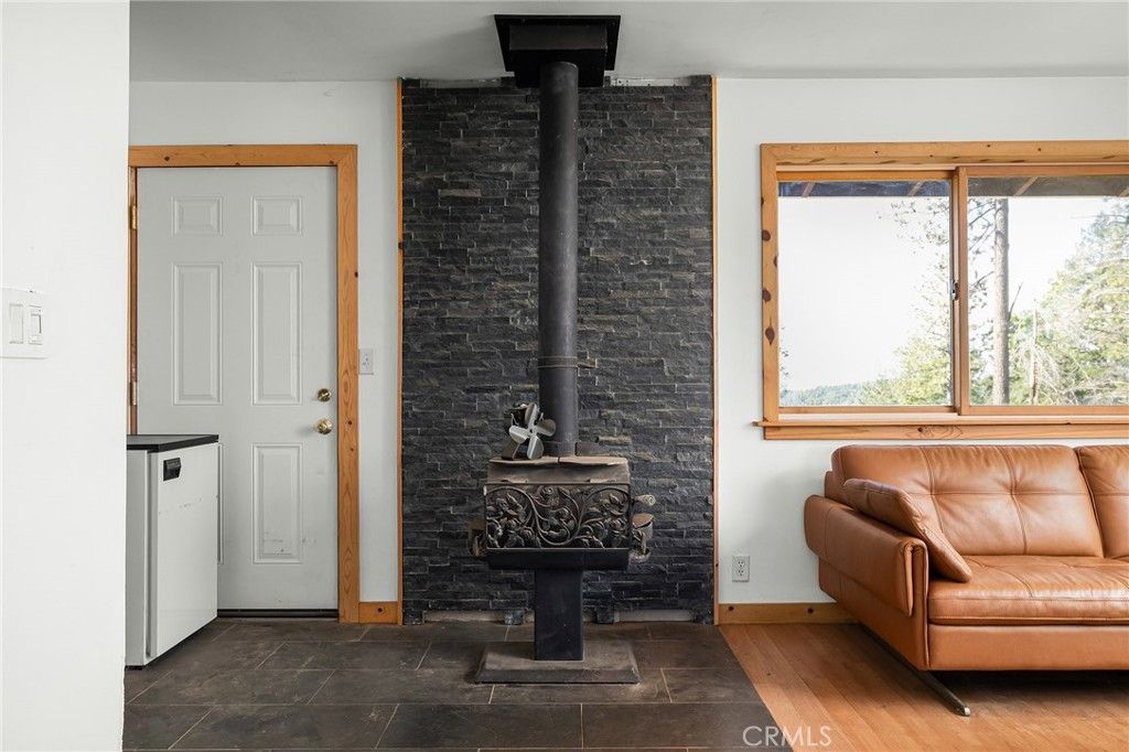 Image 20 of property listing at 15989 Katydid, Magalia, CA 95954