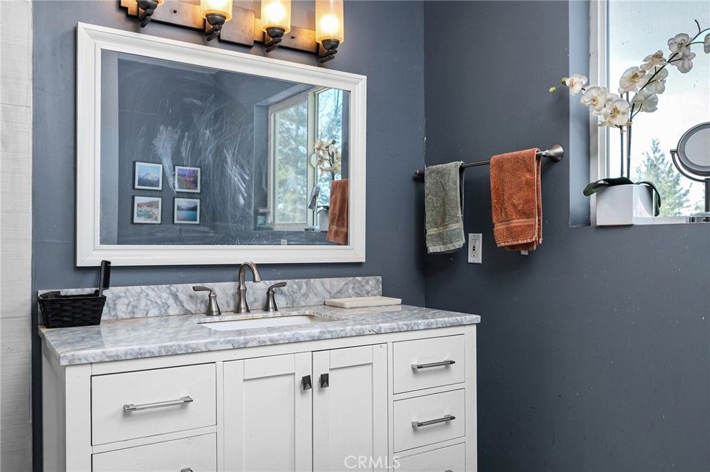 Image 23 of property listing at 15989 Katydid, Magalia, CA 95954