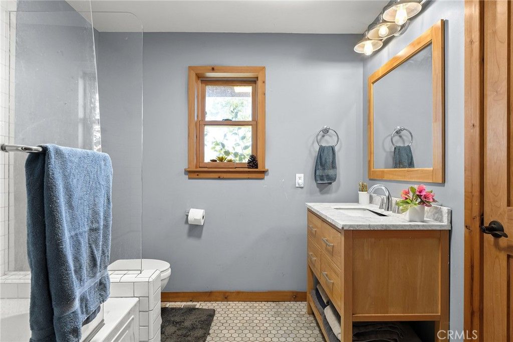 Image 29 of property listing at 15989 Katydid, Magalia, CA 95954