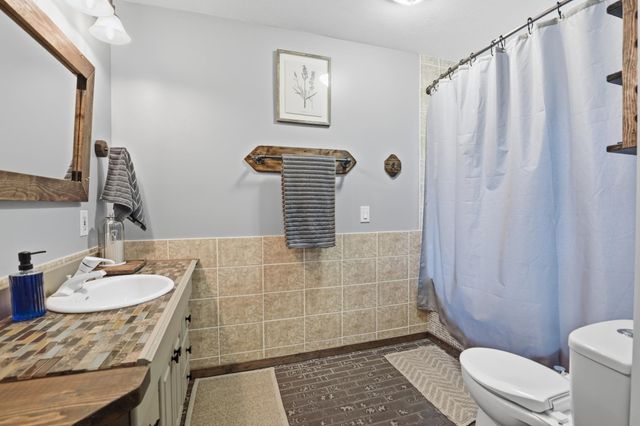 410 W Holland Ave, Spokane, WA 99218