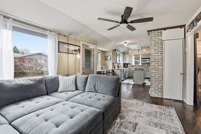 410 W Holland Ave, Spokane, WA 99218