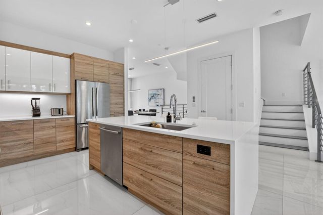 4130 NW 17th Avenue, Boca Raton, FL 33431