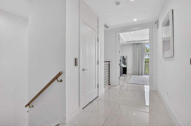 4130 NW 17th Avenue, Boca Raton, FL 33431