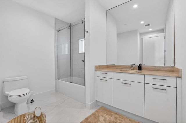 4130 NW 17th Avenue, Boca Raton, FL 33431