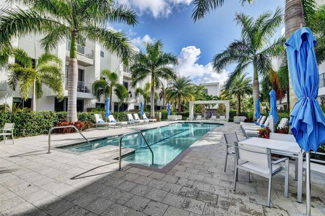 4130 NW 17th Avenue, Boca Raton, FL 33431