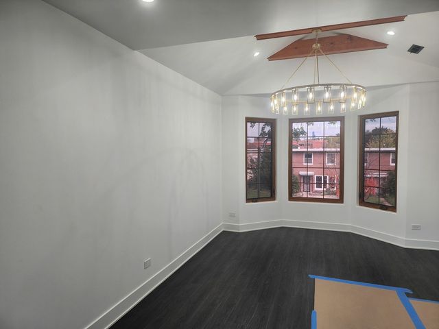 243 W Swann Street 1, Chicago, IL 60609