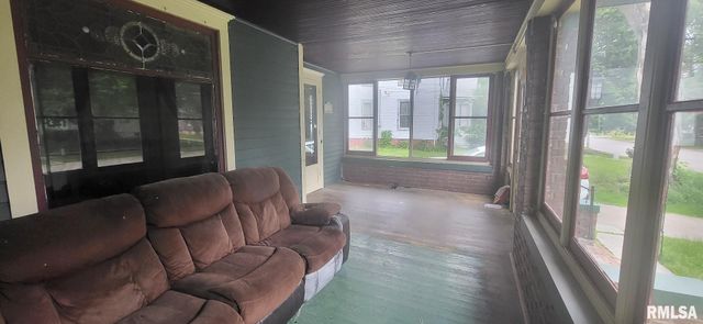 1262 N BROAD Street, Galesburg, IL 61401