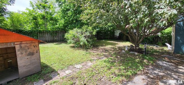 1262 N BROAD Street, Galesburg, IL 61401