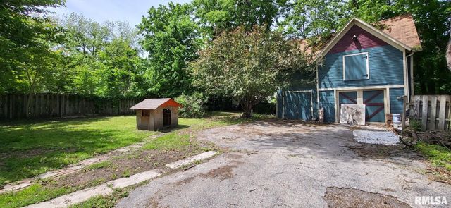 1262 N BROAD Street, Galesburg, IL 61401