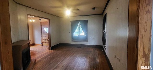 1262 N BROAD Street, Galesburg, IL 61401