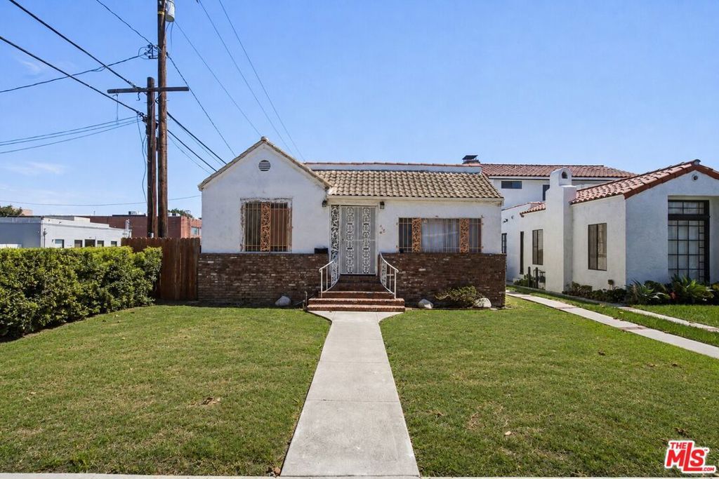 418 S La Peer Drive, Beverly Hills, CA 90211 — exterior