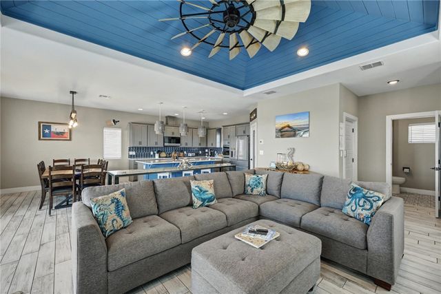 642 Marlin Azul, Port Aransas, TX 78373