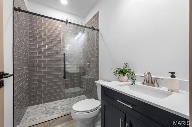 6252 Famous Avenue, St Louis, MO 63139