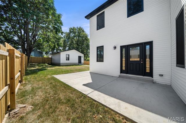 6252 Famous Avenue, St Louis, MO 63139