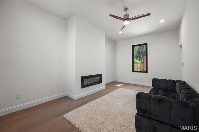 6252 Famous Avenue, St Louis, MO 63139