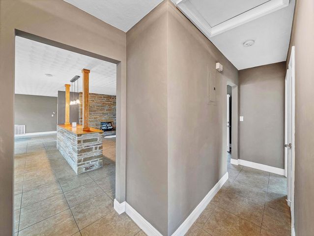 2750 SE 3rd Street, Pompano Beach, FL 33062