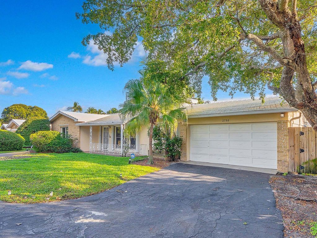2750 SE 3rd Street, Pompano Beach, FL 33062