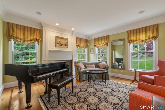 163 Balfour Drive, West Hartford, CT 06117