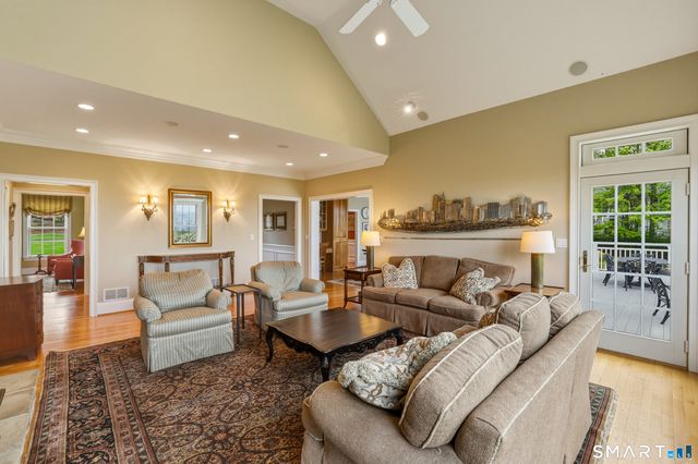 163 Balfour Drive, West Hartford, CT 06117