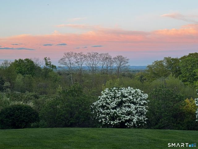 163 Balfour Drive, West Hartford, CT 06117