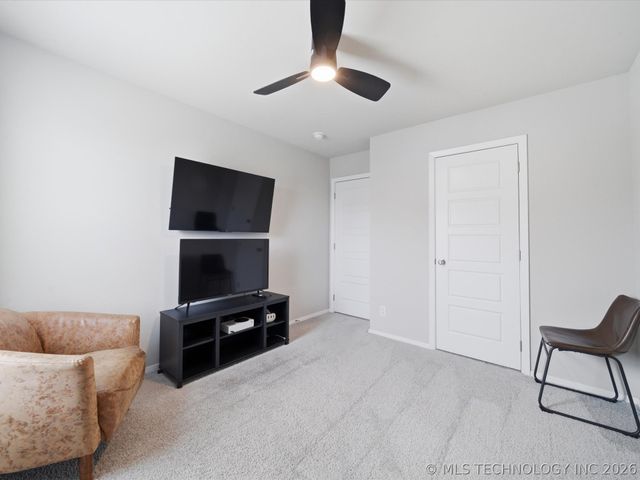 14233 N 75th East Avenue, Collinsville, OK 74021