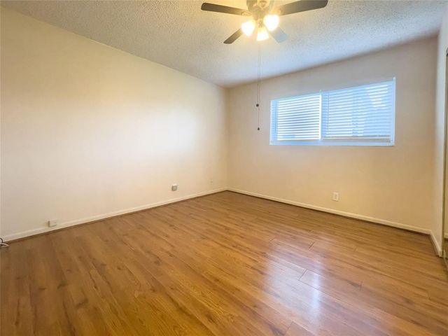 200 BONNIE Boulevard 117, Palm Springs, FL 33461