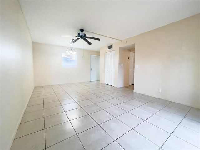 200 BONNIE Boulevard 117, Palm Springs, FL 33461