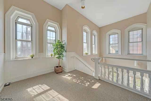 491 Valley St 15, City Of Orange Twp., NJ 07050