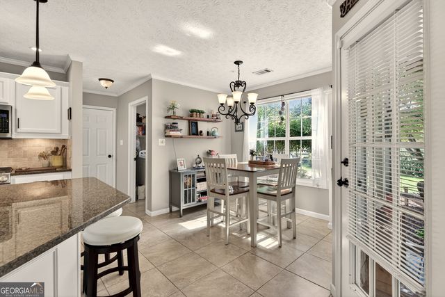 135 Sheldon Way, Fayetteville, GA 30215