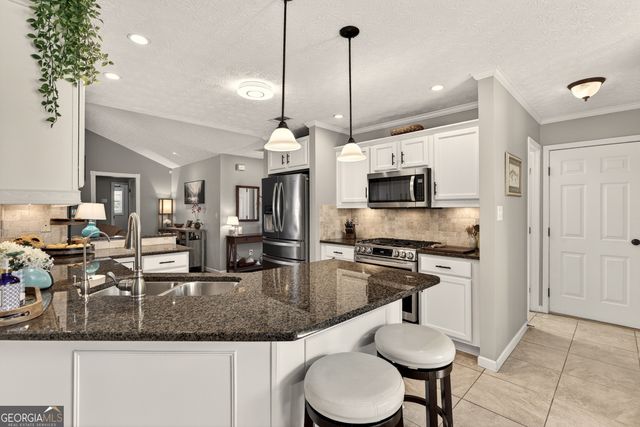 135 Sheldon Way, Fayetteville, GA 30215