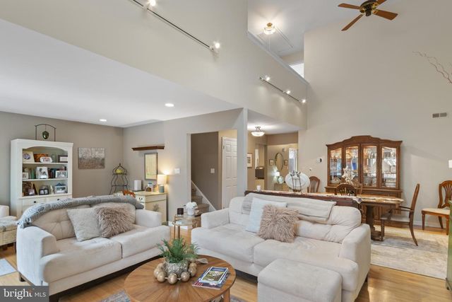 24 JACOB CT, Ewing, NJ 08628