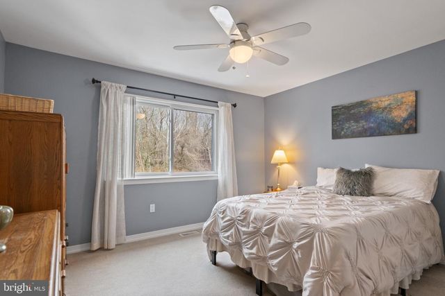 24 JACOB CT, Ewing, NJ 08628