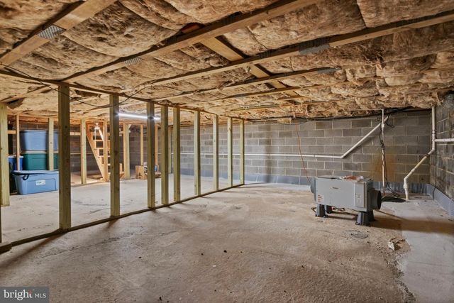 24 JACOB CT, Ewing, NJ 08628