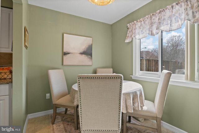 24 JACOB CT, Ewing, NJ 08628