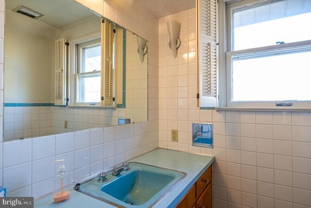 105 CLAYTON, Wyomissing, PA 19610