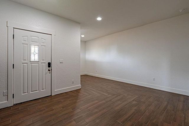 2016 Peoples ST, Austin, TX 78702