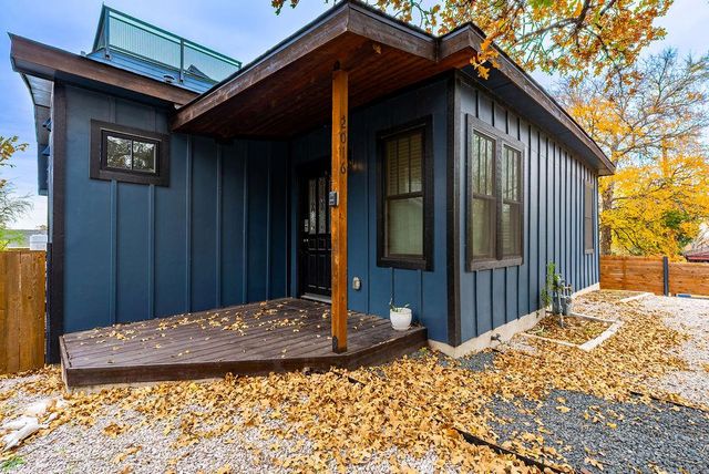 2016 Peoples ST, Austin, TX 78702