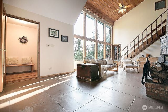 195 Walker Road, Kelso, WA 98626