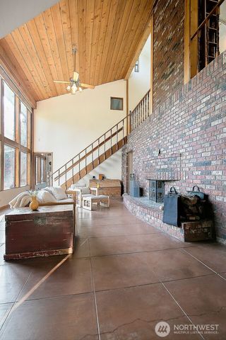195 Walker Road, Kelso, WA 98626