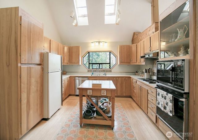 195 Walker Road, Kelso, WA 98626