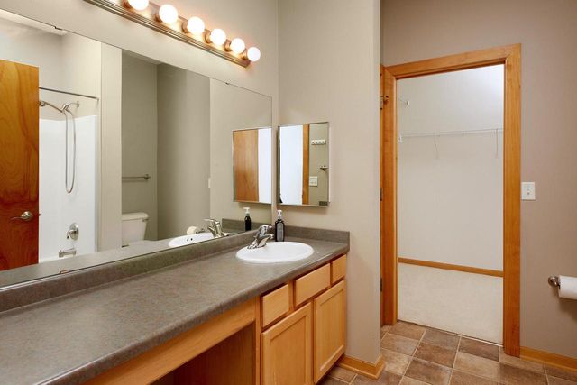 10900 W Bluemound ROAD #215, Wauwatosa, WI 53226