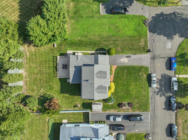 62 Oldert Drive, Pearl River, NY 10965