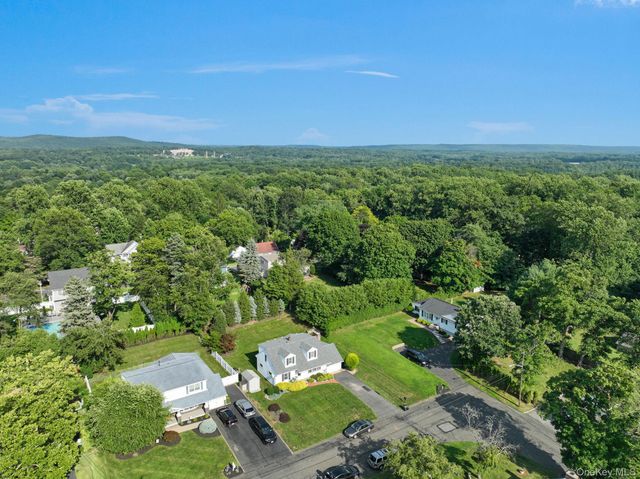 62 Oldert Drive, Pearl River, NY 10965