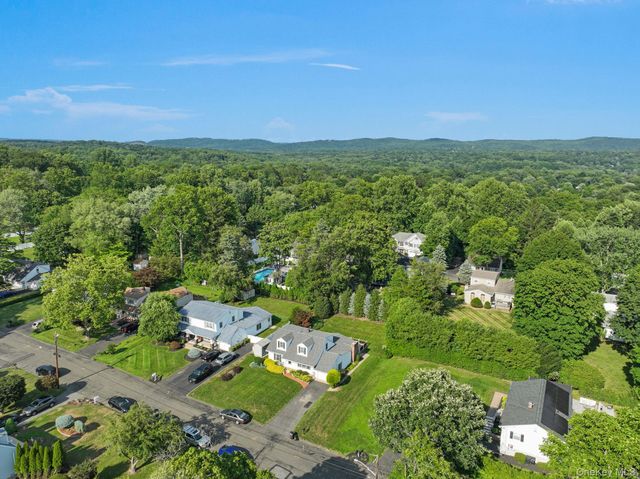 62 Oldert Drive, Pearl River, NY 10965