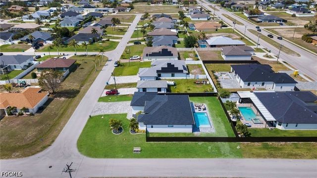3009 SW 16th PL, Cape Coral, FL 33914