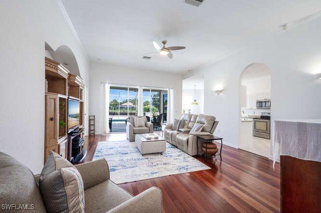 23110 Oakglen LN, Estero, FL 34135