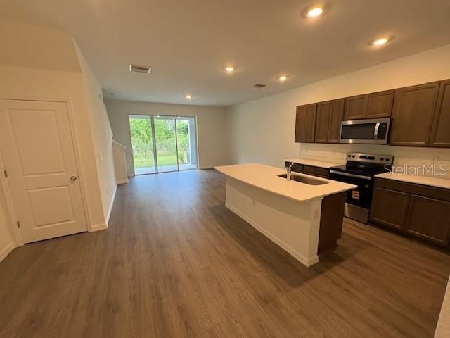 32547 WELLING BLADE LOOP, Wesley Chapel, FL 33545